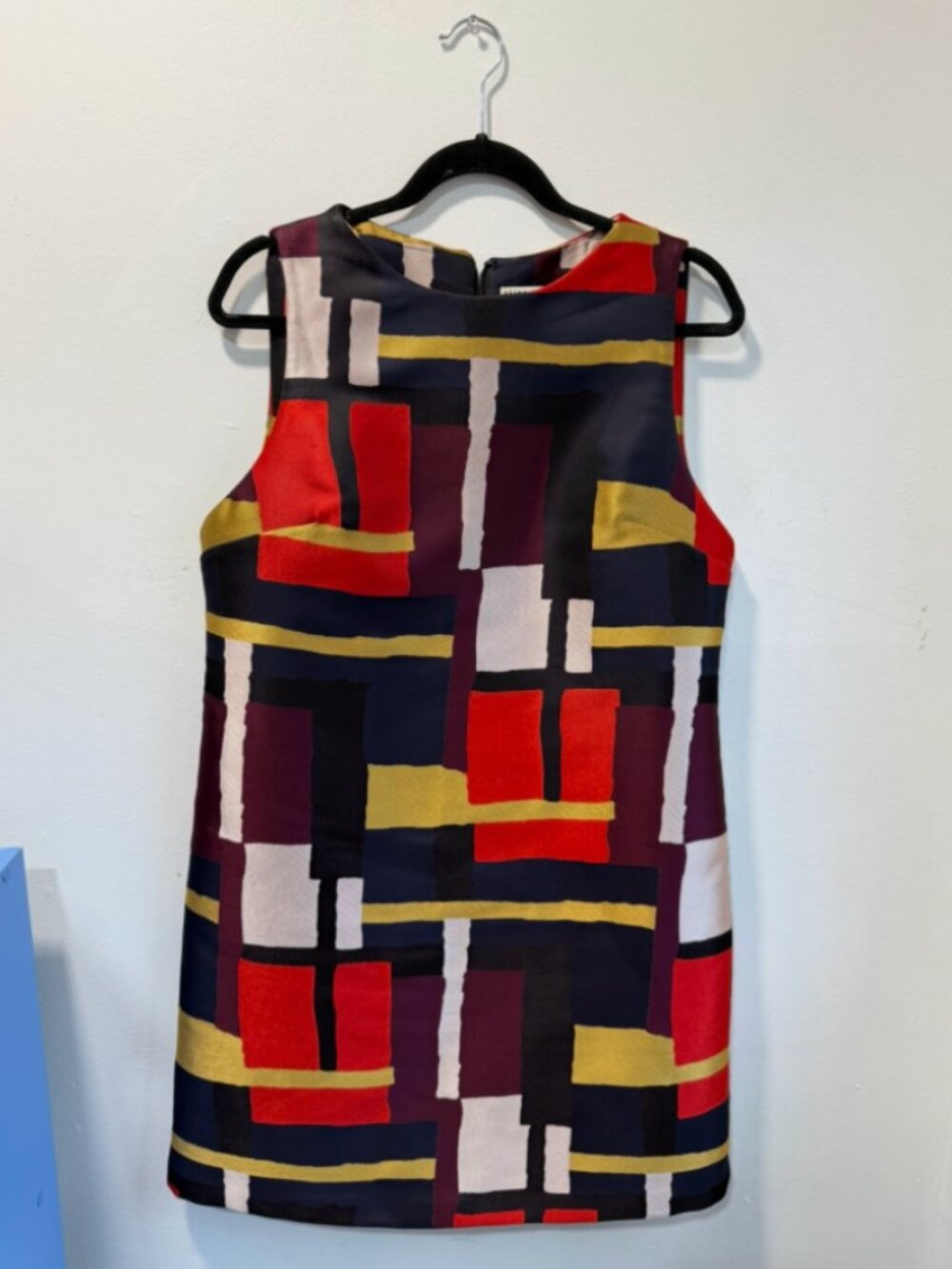 ALICE + OLIVIA Sleeveless Multicolor Geometric Print Dress (12)